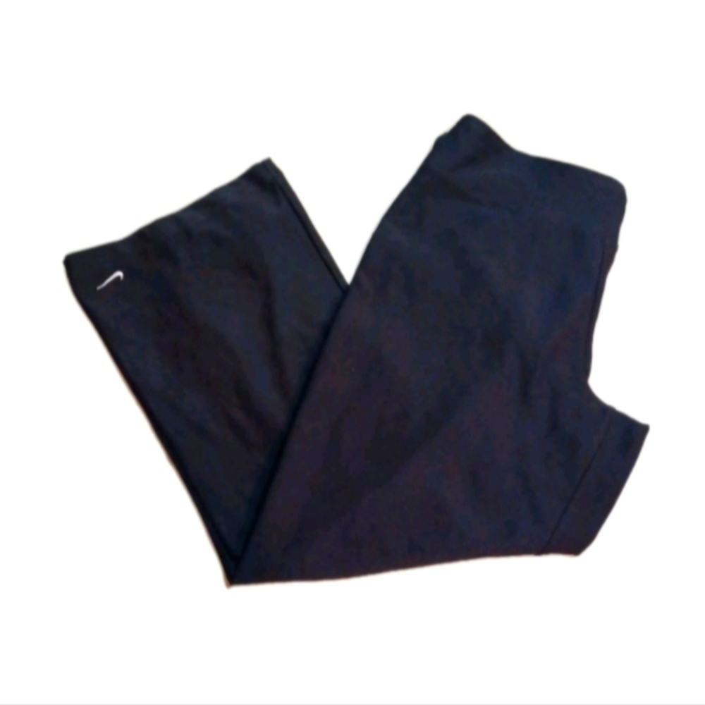 Nike Black Athletic Capri Pants Leggings
